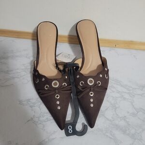 Women's Time & Tru Brown Studded Kitten Heel Mules, Size 8. NEW